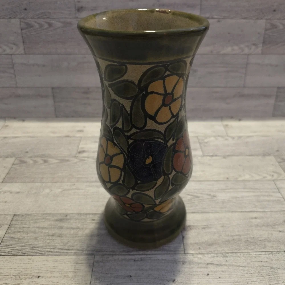 Mexican Floral Vase‎ Folk Art Pottery Hand Painted Lead Free 8.5